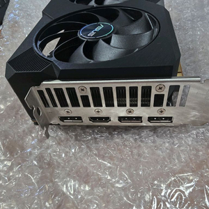 ASUS DUAL-RX7600-O8G-V2 팝니다.