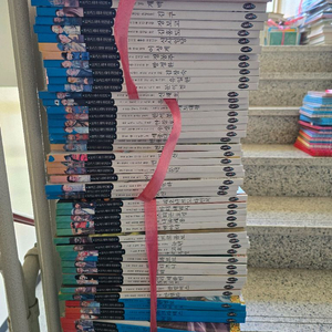 위인전집 전권 다 있습니다ᆢ거의새책