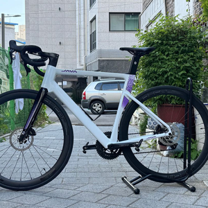자바 실룰로6 화이트 퍼플 로드자전거(속도계포함)