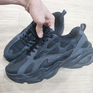빈폴 올블랙 운동화 240