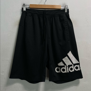 30-32 아디다스 기능성 스판 밴딩 반바지