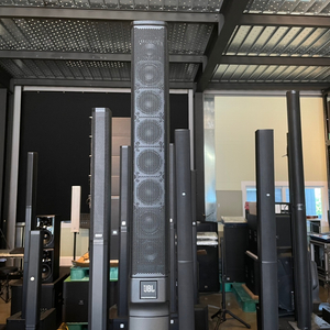 JBL EON ONE MK2 충전식 버스킹 스피커 신품