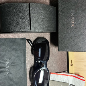 프라다 선글라스