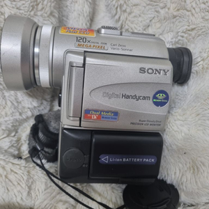 소니 dcr-pc100 디지털 캠코더 핸디캠 디카