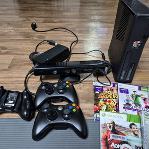 XBOX 360 + 키넥트 + 게임타이틀 8개