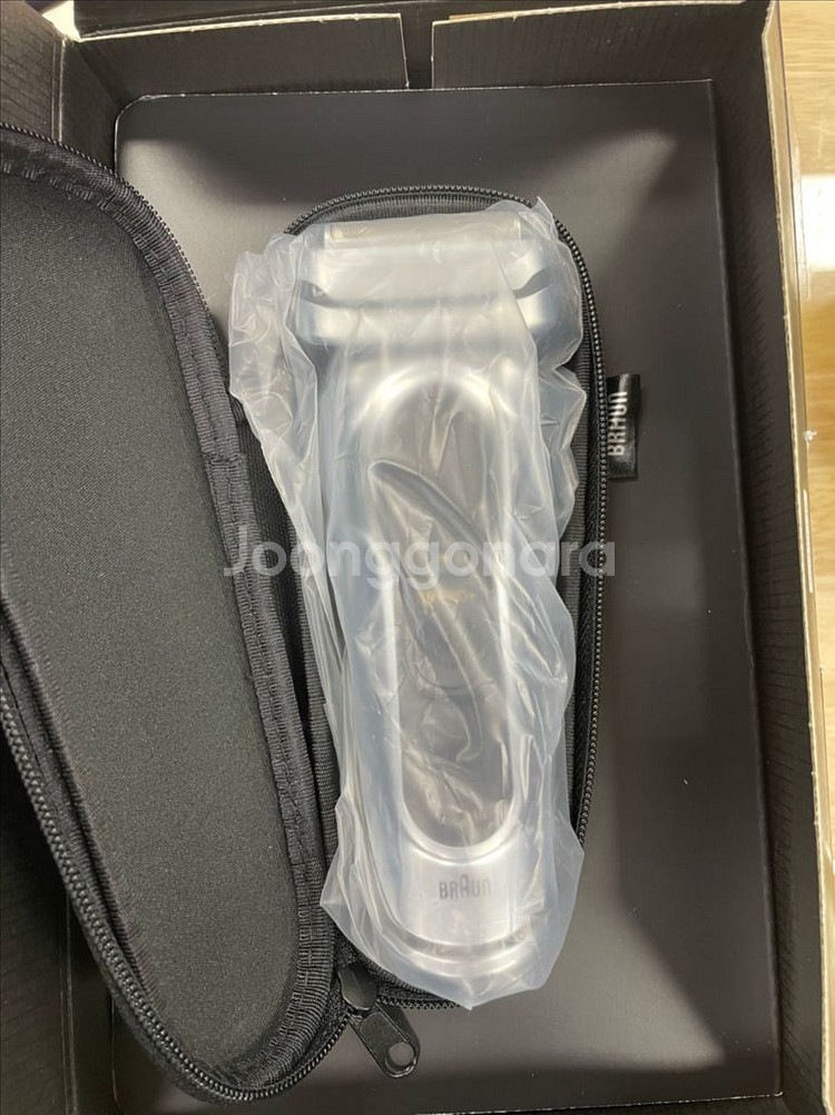 브라운 9 PRO+ 9566 면도기 + 파워케이스 세트--3
