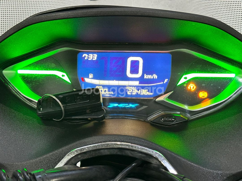 22년식 혼다 Pcx125 ABS 2만Km 깔끔한 차량--9