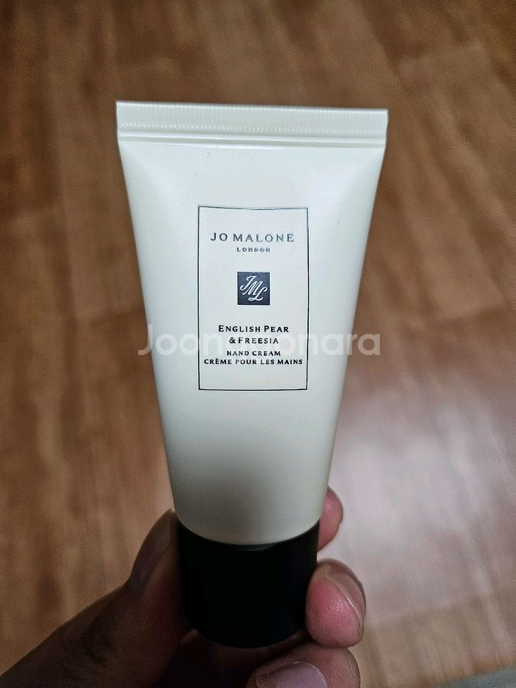 조말론 잉글리쉬 페어 앤 프리지아 핸드크림(새상품)--0