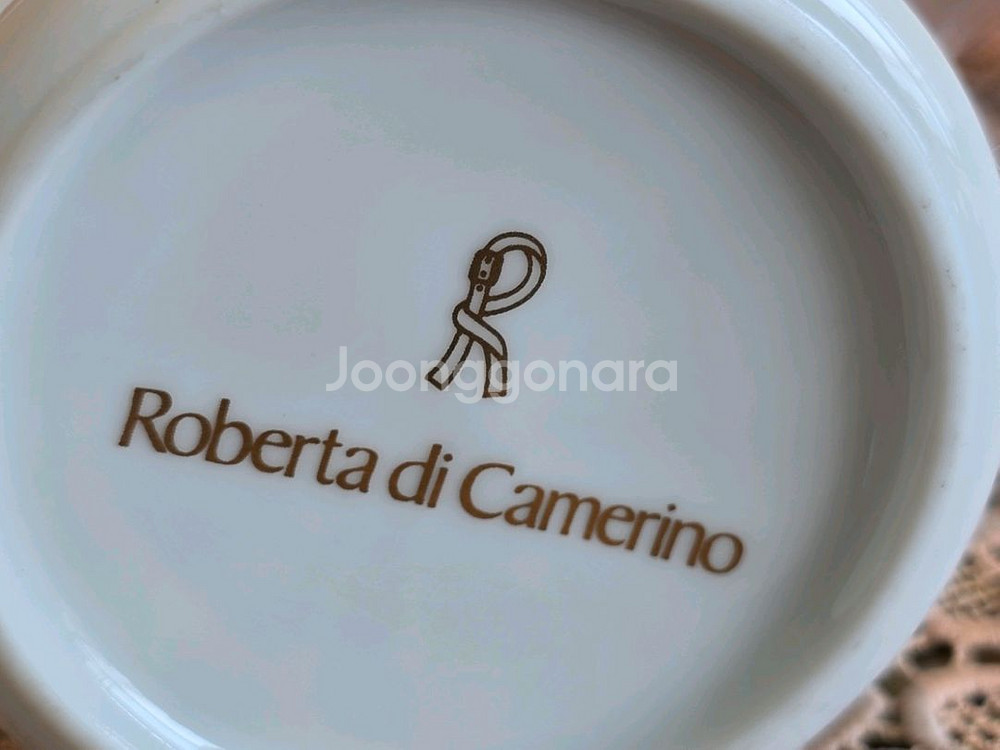 이태리 로베르타 디 까메리오 커피잔 4조.미사용--9