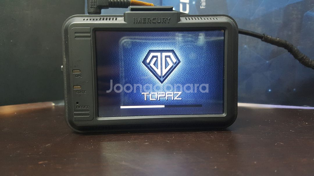 정비된 아이머큐리 토파즈 앞쪽 본체만.--1