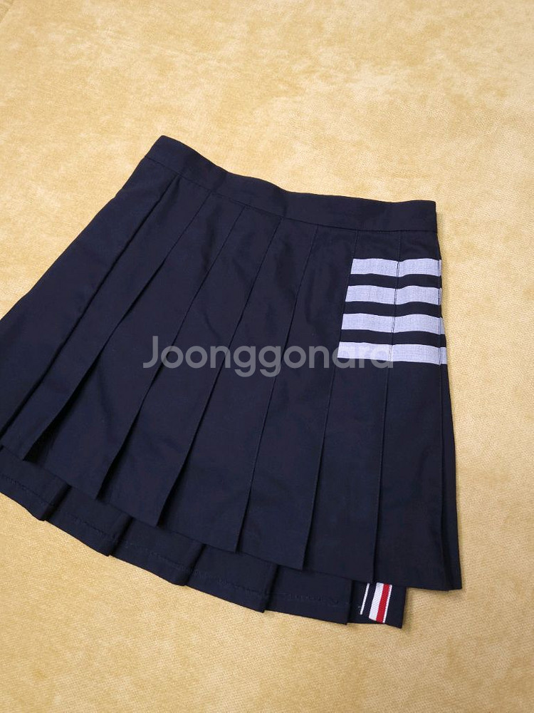 톰브라운 클래식 플리츠 미니스커트 M ~L--1