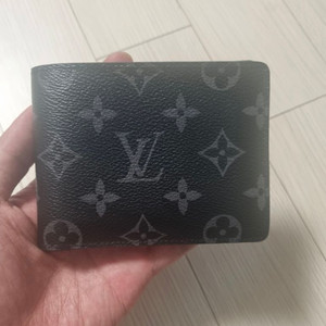 정품 루이비통 이클립스 멀티플월릿