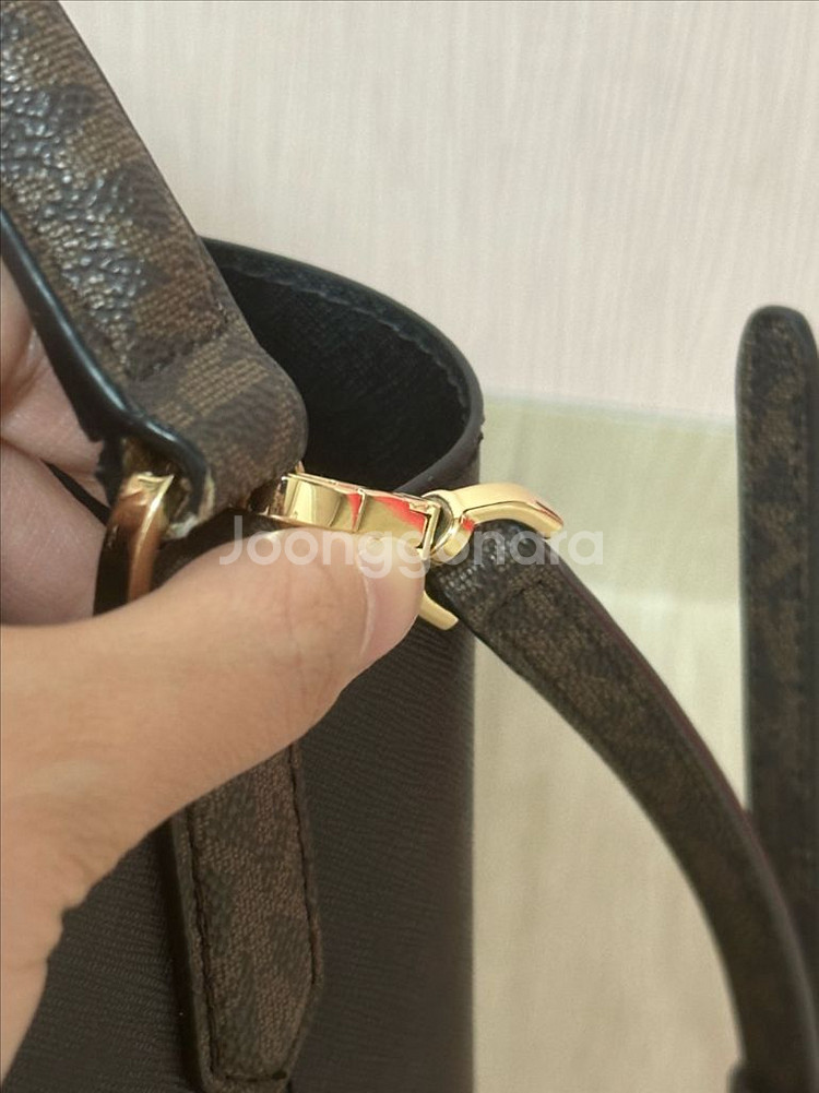 마이클코어스 블랙 버킷백 정품 쿨거래시 택비무료!--3