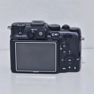 니콘 쿨픽스 p7100 카메라