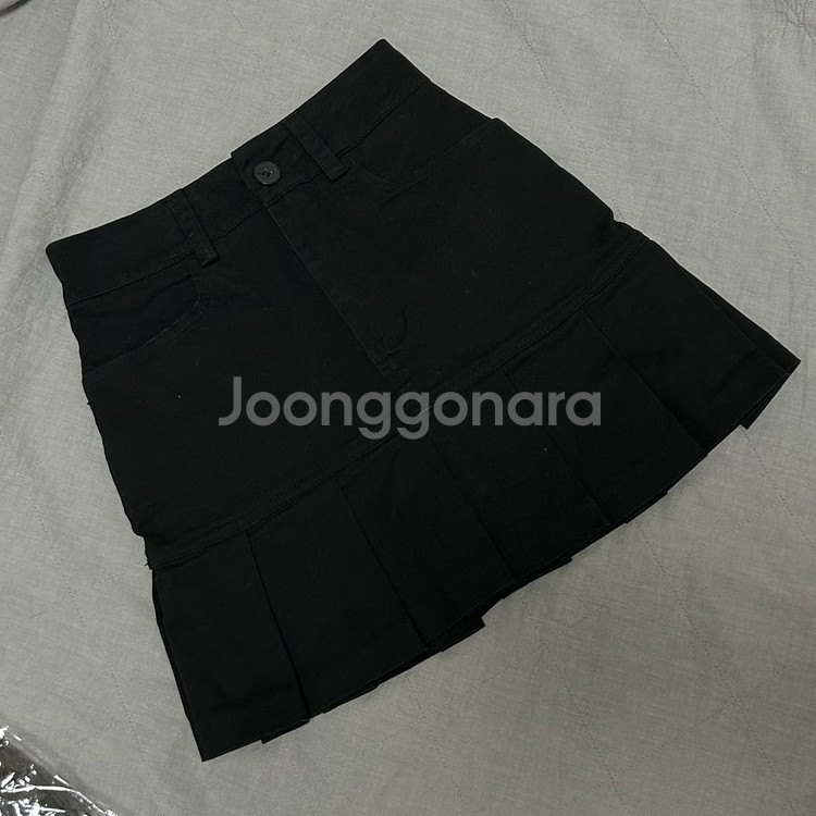 애니원모어 피코튼 플리츠 스커트 검정 블랙 치마--3