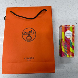 에르메스 트윌리 바디샤워 크림 200ml 팝니당