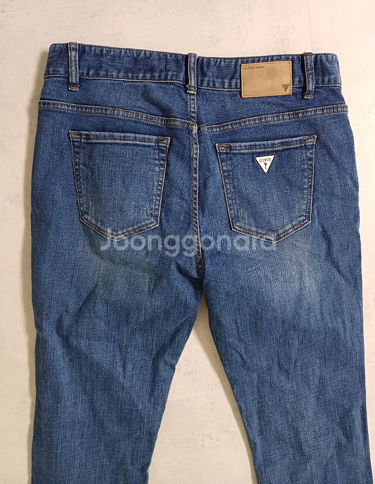 여성 게스 봄.가을 여름 데님 일자청바지(사방스판32)--1