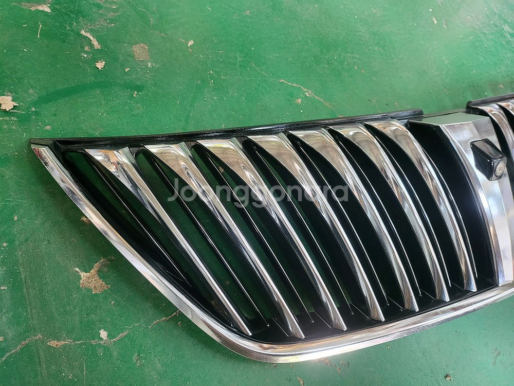 신형 에쿠스VI 전기형 세로그릴 라지에이터그릴--1