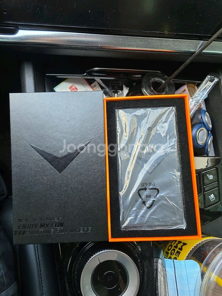 닌텐도스위치 및 onxplayer umpc--1