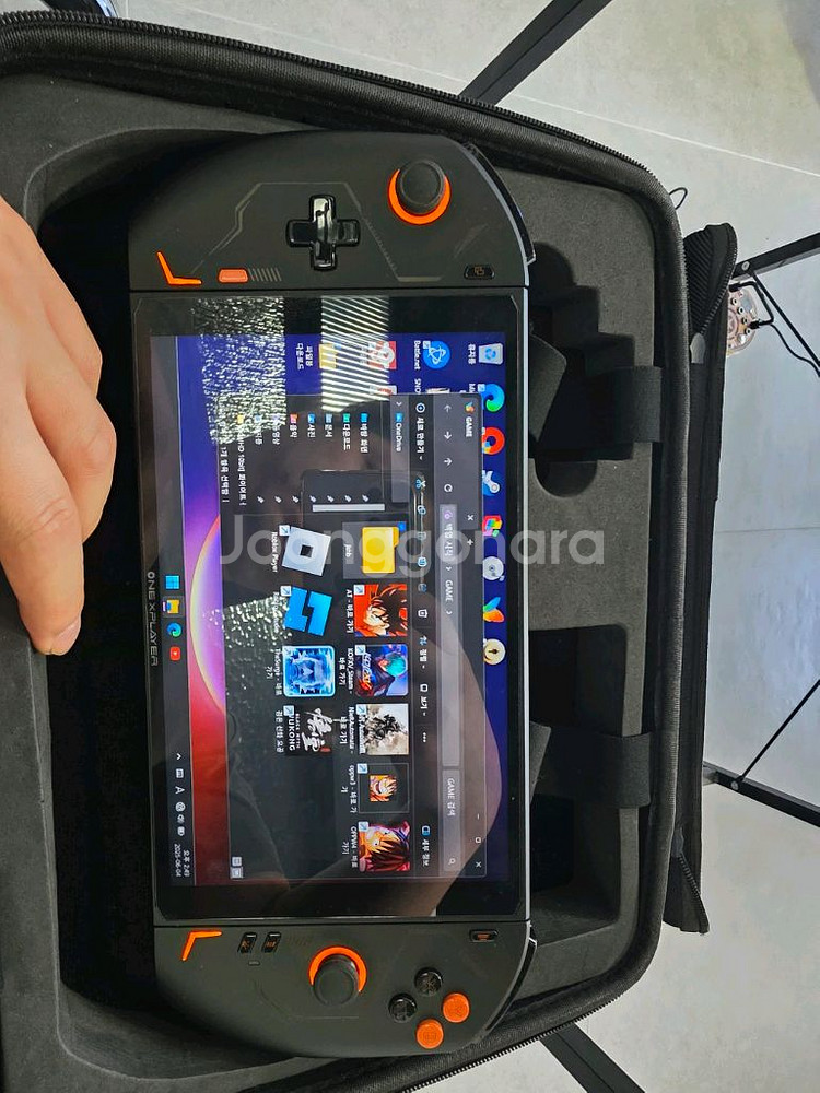 닌텐도스위치 및 onxplayer umpc--2
