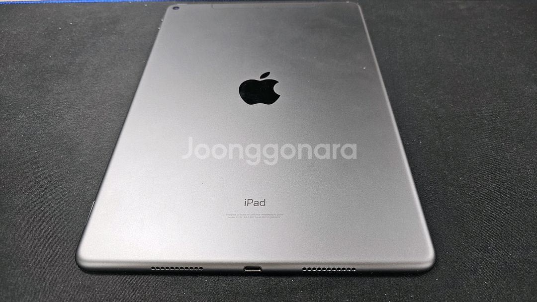 고장난 아이패드 에어3 셀룰러 64G 팝니다--15