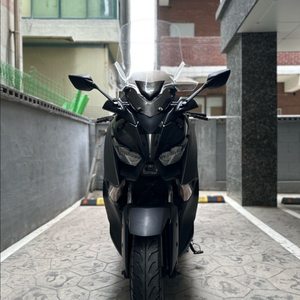 xmax300