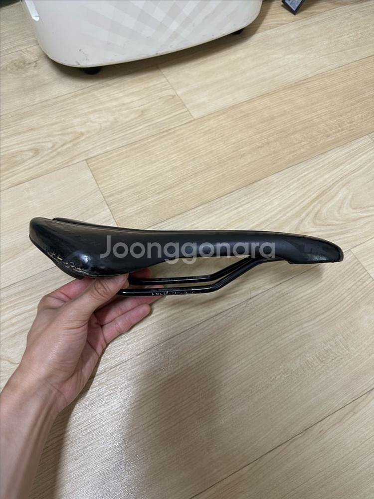 트위터 로드자전거 안장--1