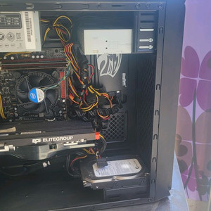 컴퓨터본체