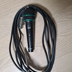 AKG D880 s 마이크