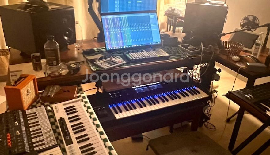 komplete 49 mk2 미디 키보드--1