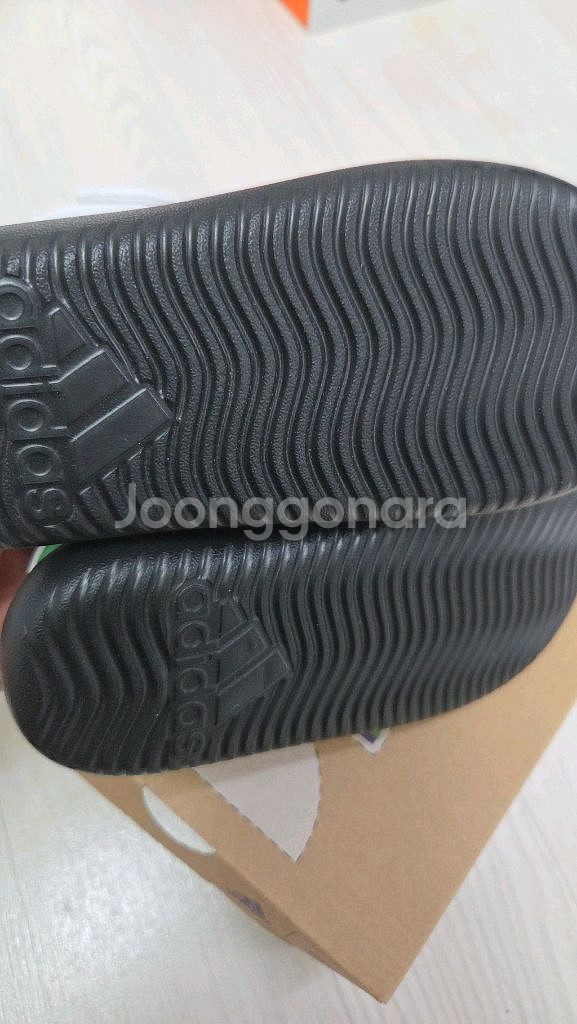 새상품)아디다스키즈 아동샌들180.190사이즈선택--3