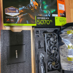 기가바이트 RTX 5070 Ti 윈드포스 oc