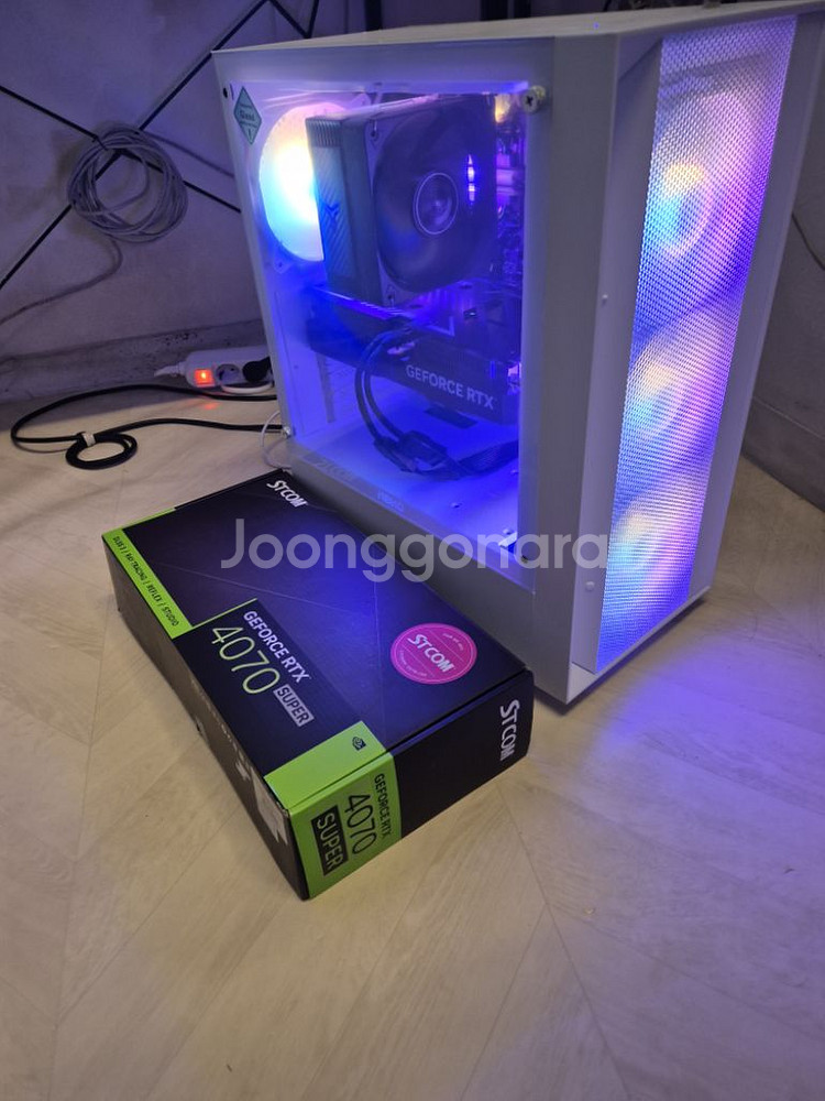 게이밍 라이젠9600x RTX4070SUPER 본체--2