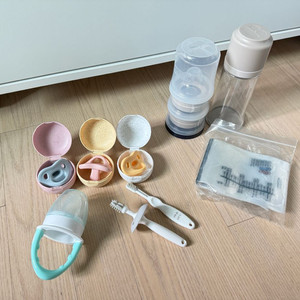 모윰 쪽쪽이, 과즙망, 칫솔, 외출용 일회용 젖병