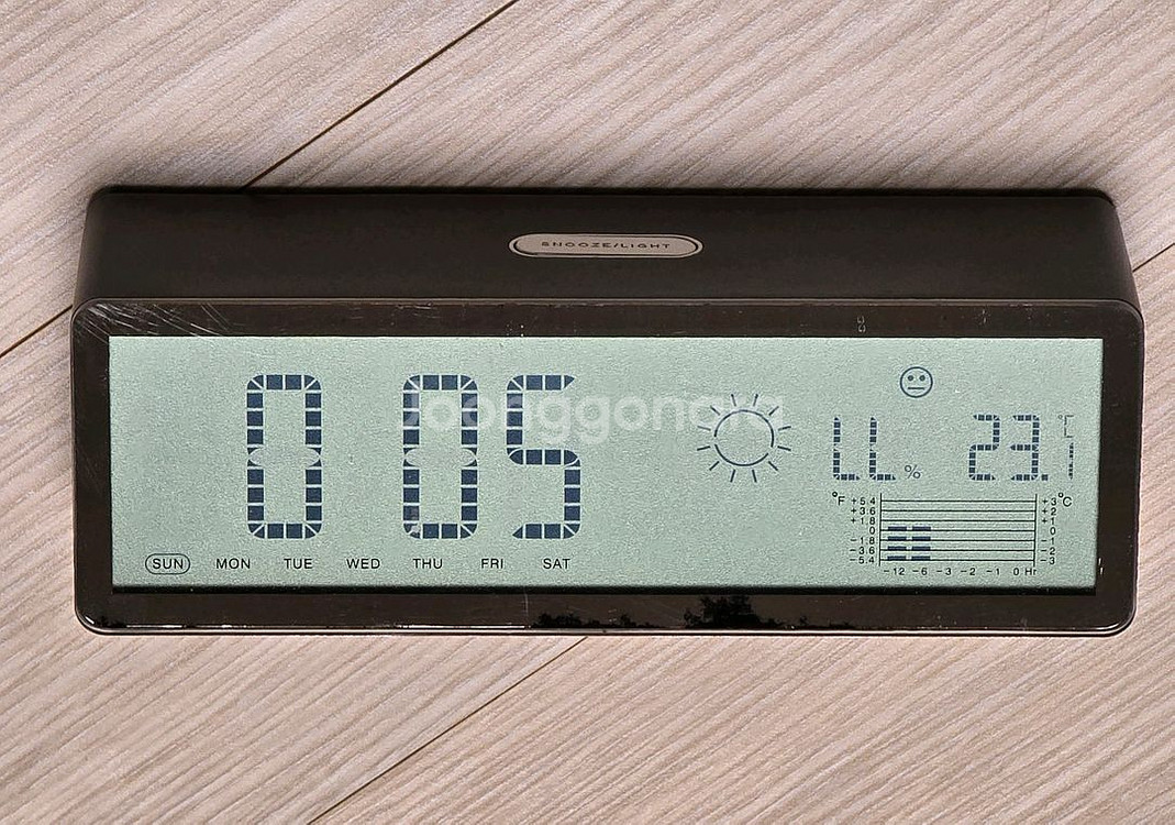 Lexon Cube Clock--0