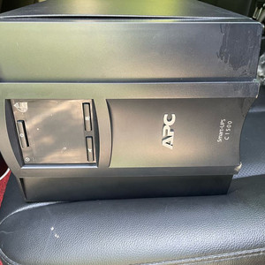 APC Smart-UPS C 1500 모델의 무정전 전