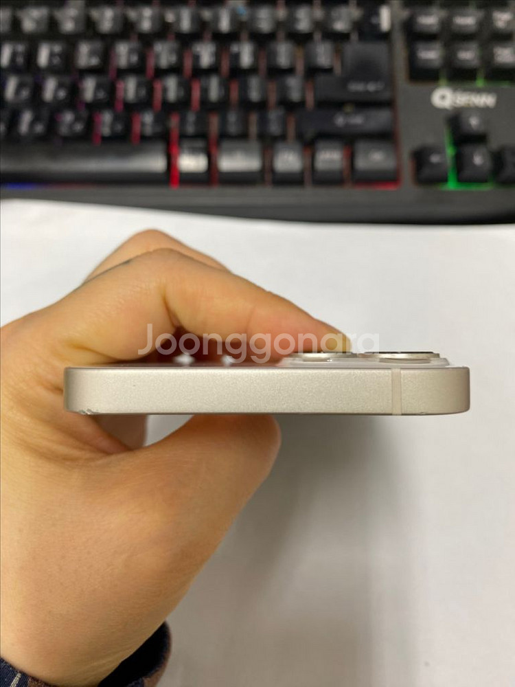 아이폰13 화이트 액정+뒷면SS급 128G 배터리100--5