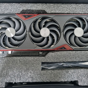 컬러풀 RTX 5070 토마호크 그래픽카드