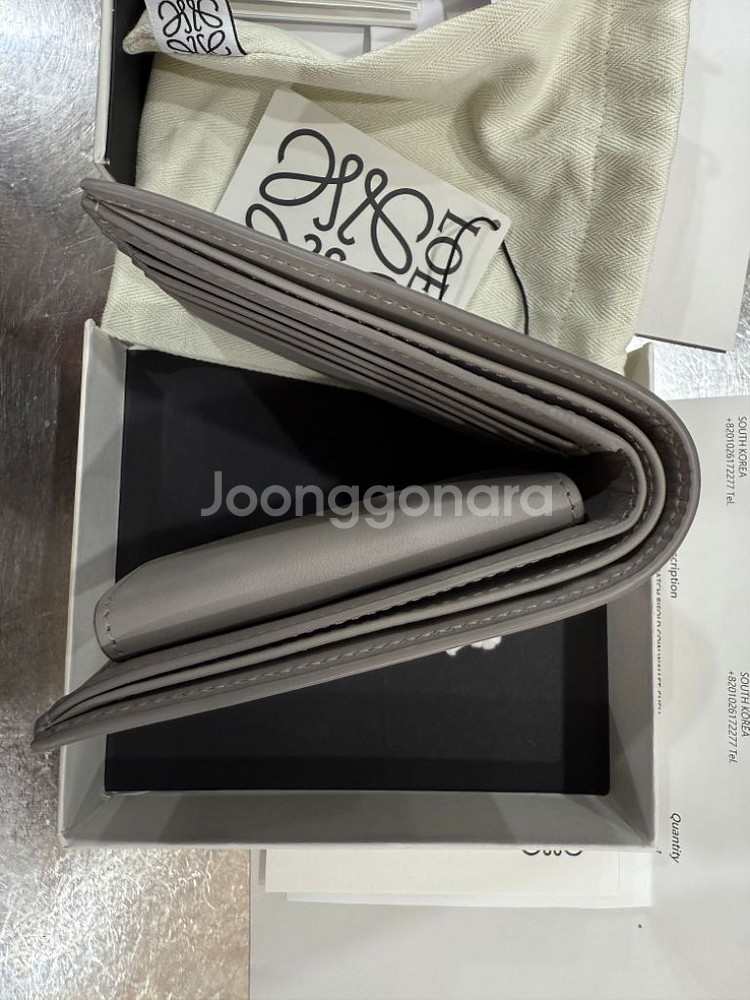로에베 바이폴드 남성 반지갑 쉘그레이--2