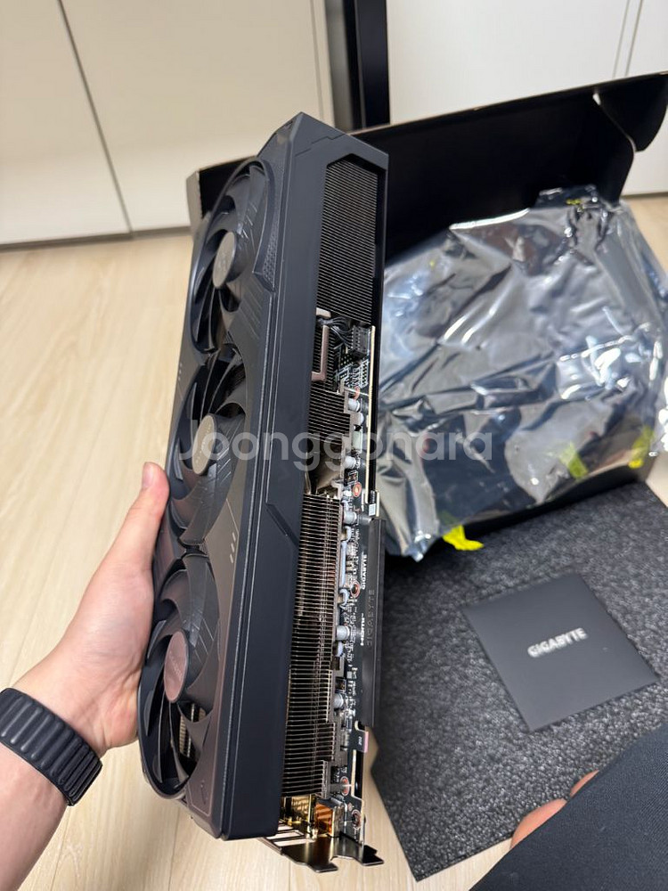 기가바이트 WINDFORCE RTX 5090 피씨디렉트--2