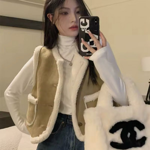 무스탕 조끼 새상품