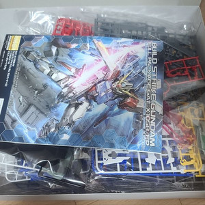 MG 빌드스트라이크건담 판매합니다.
