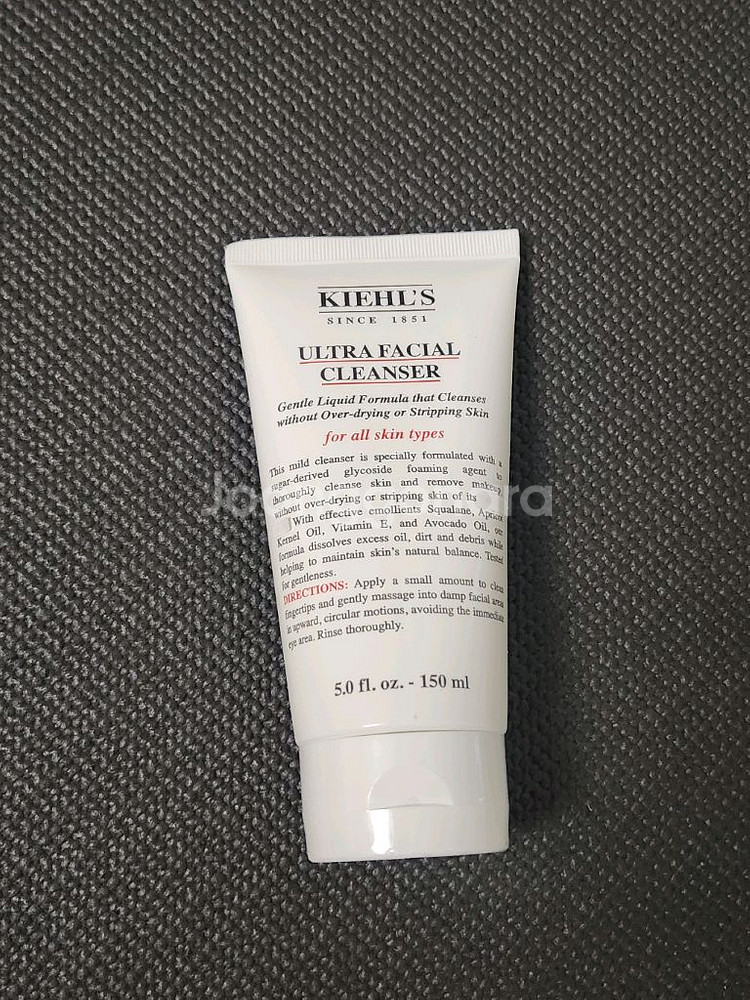 키엘 울트라훼이셜 클렌져 150ml 선물포장그대로새제품--3