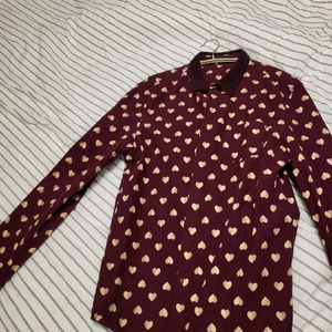 버버리 하트 셔츠