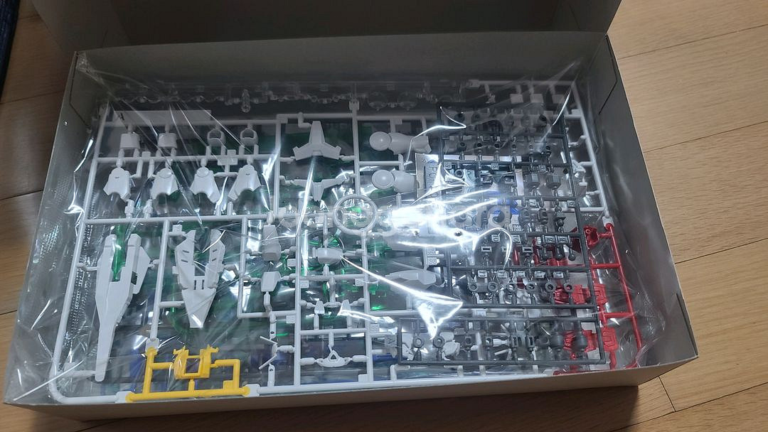 건담 HG 더블오퀀터 판매해요--1
