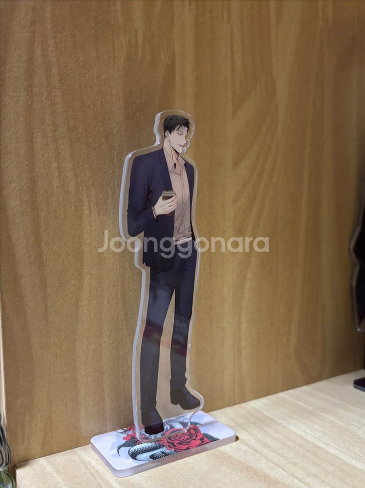 위험한 편의점 차채현 아크릴 스탠드--0