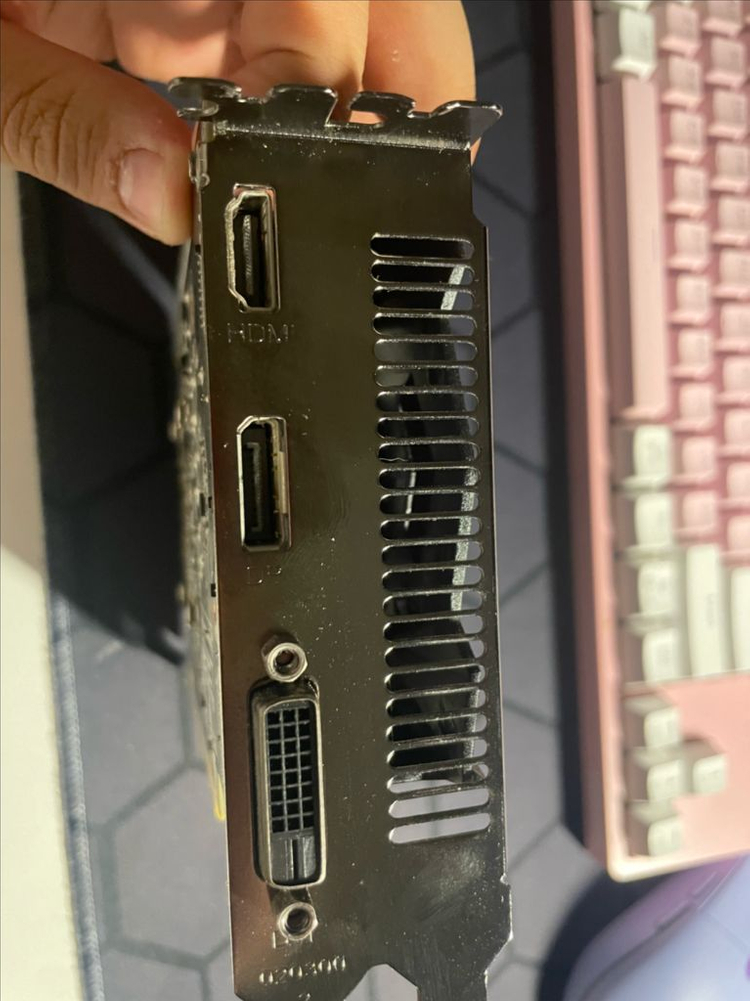 gtx 1650 이미지