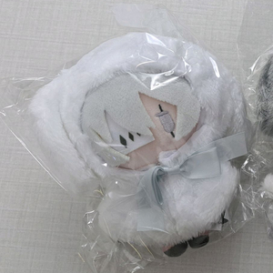 문스독 니콜라이 고골 우사기 케이프 누이 미개봉