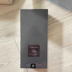 톰포드 오드우드 바디로션 150ml 새상품