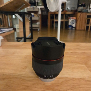 삼양 12mm F2.0 AF 후지 X마운트